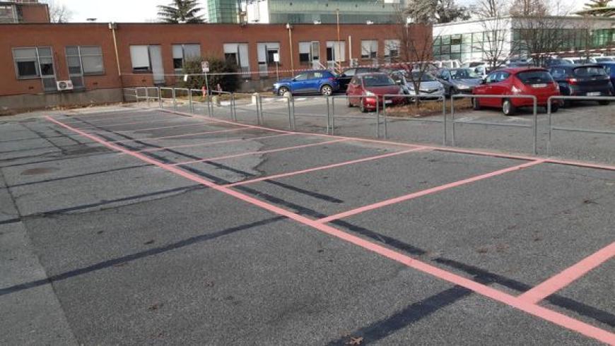 Ampliamento parcheggi rosa